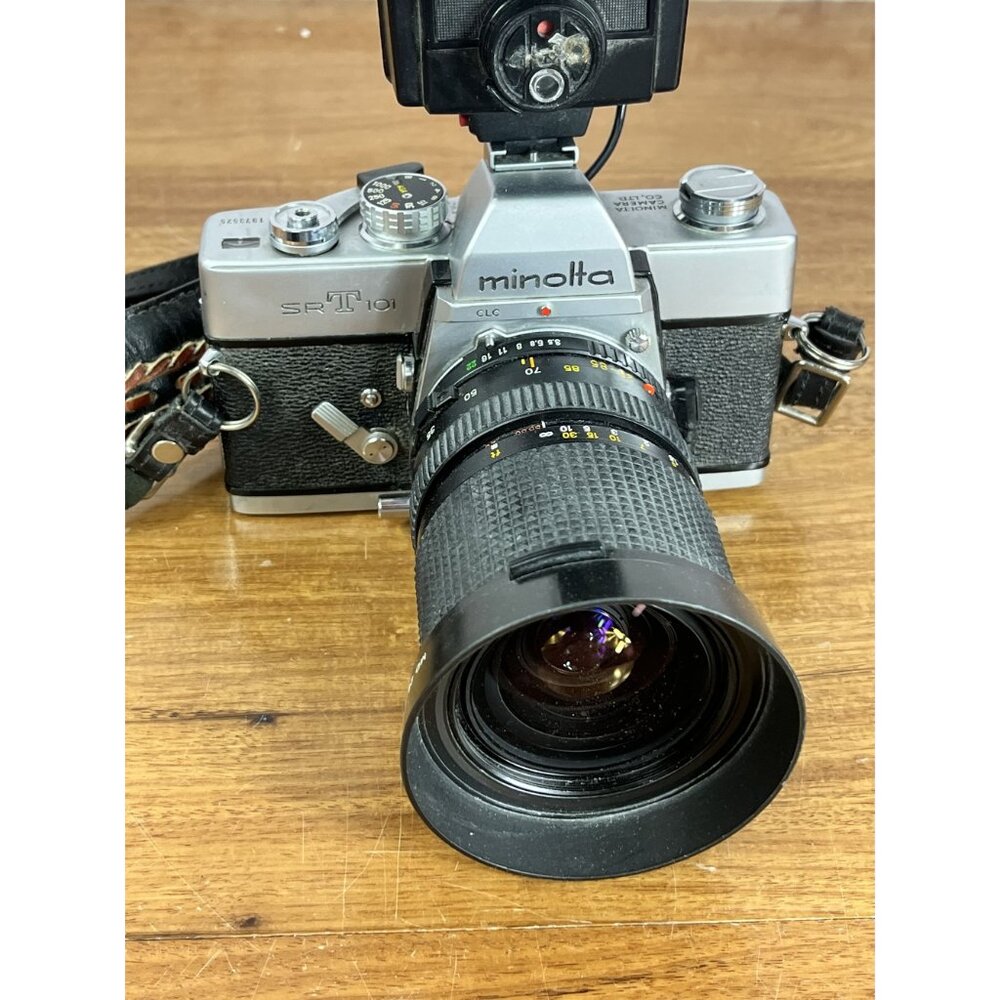 MINOLTA SRT 101 SLR 35mm Film Camera W/ Lens and Flash - Picture 7 of 16